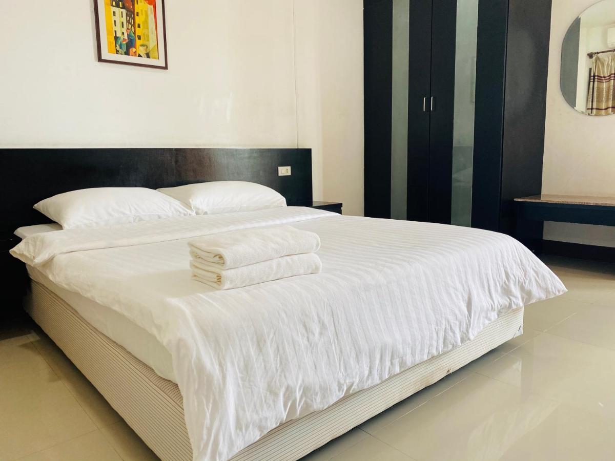 Metha Palace Sakon Nakhon Εξωτερικό φωτογραφία