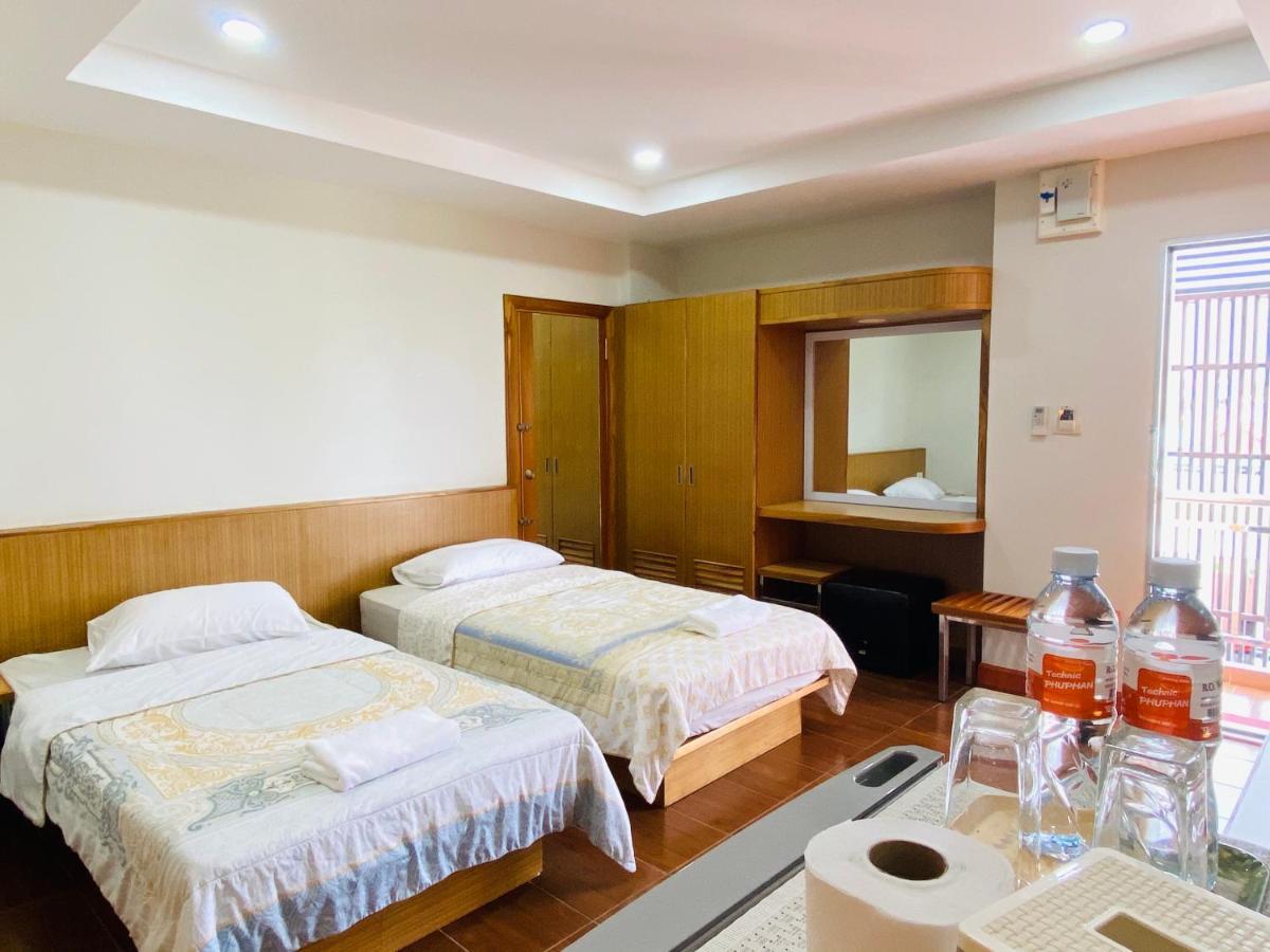 Metha Palace Sakon Nakhon Εξωτερικό φωτογραφία